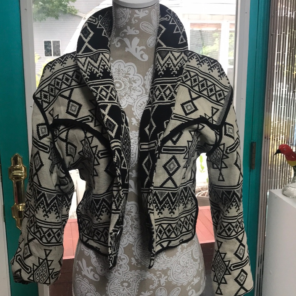 Aztec Print Reversible Crop Jacket - image 2